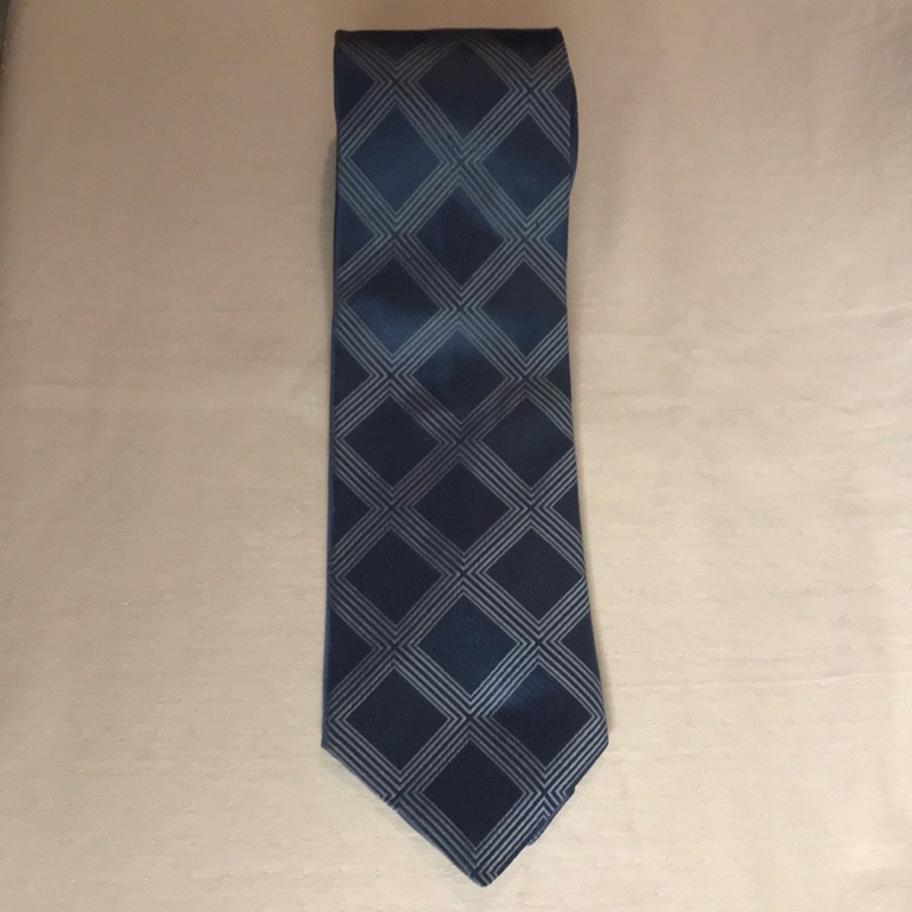 DKNY Mens Shiny Blue Silk Tie